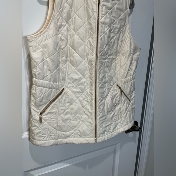 Talbots Women’s Cream Quilted Zip-Up Vest – Gold Hardware – Size X - Picture 11 of 14